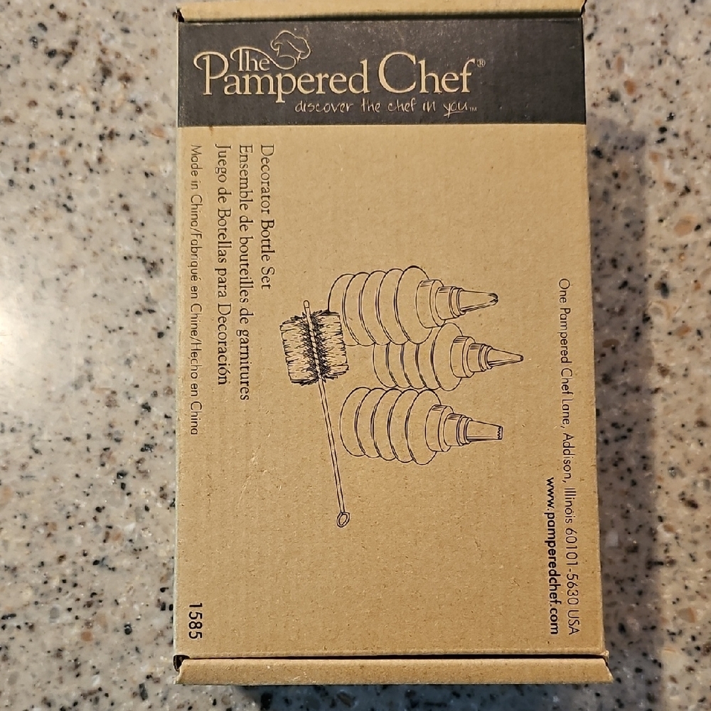 Pampered Chef Decorating Set